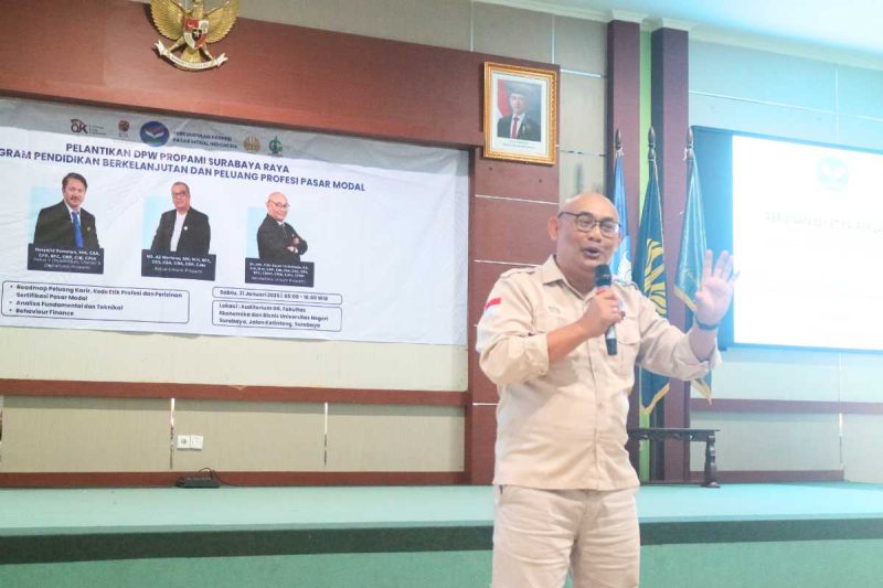 Foto : PROPAMI Surabaya Raya resmi dilantik, membuka jalan lahirnya profesional pasar modal baru melalui edukasi, kolaborasi, dan penguatan kompetensi investasi nasional. (doc.PROPAMI)